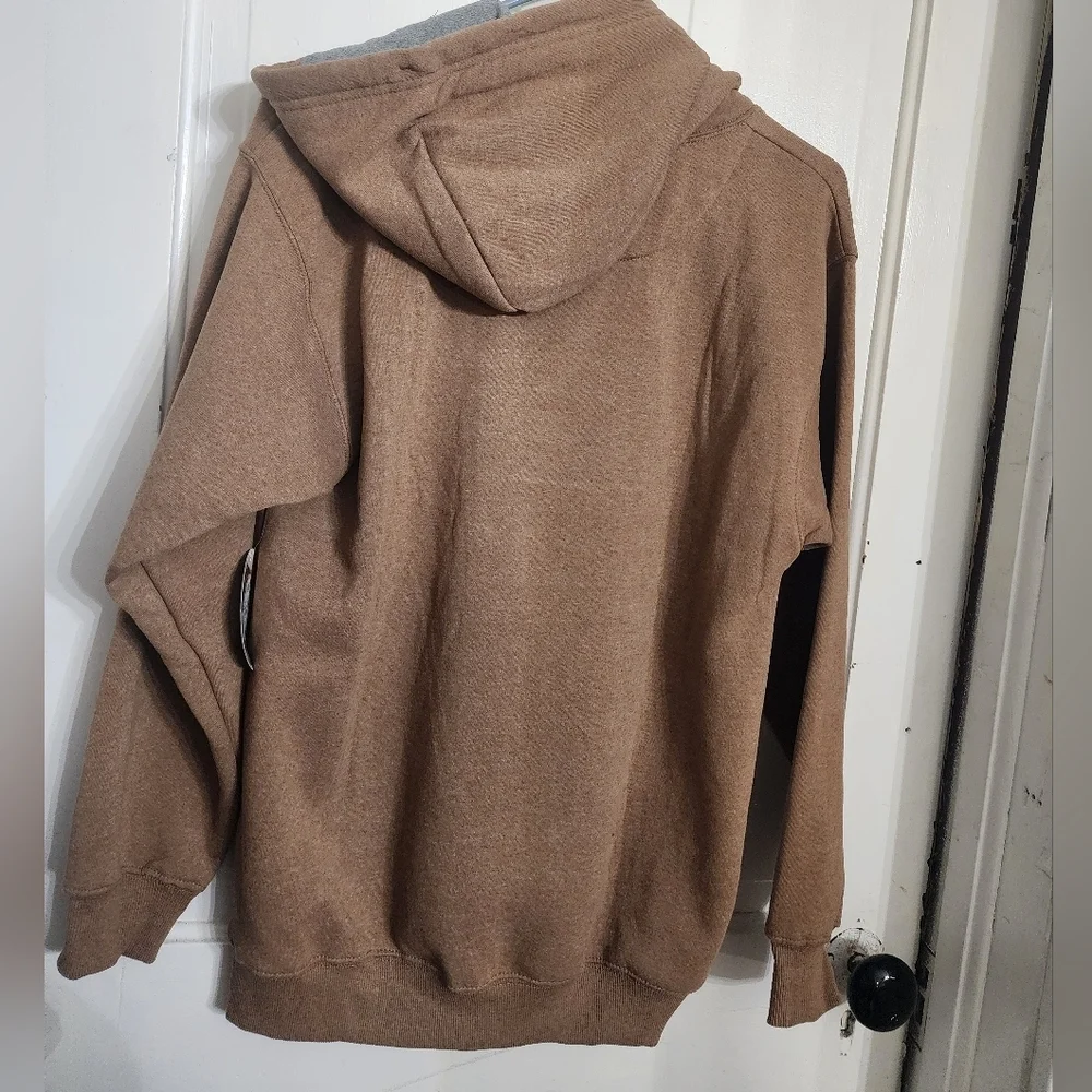 🤴🦌🇺🇸 NWT Realtree torn camo flag sweatshirt in size Small